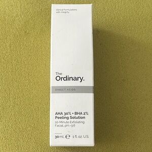 The Ordinary Peeling Solution - White Packaging with Gray Accent